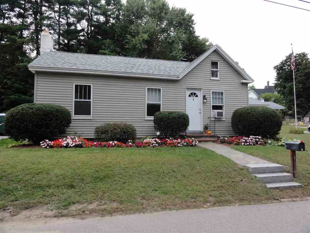 17 Beech Street Milford NH 03055