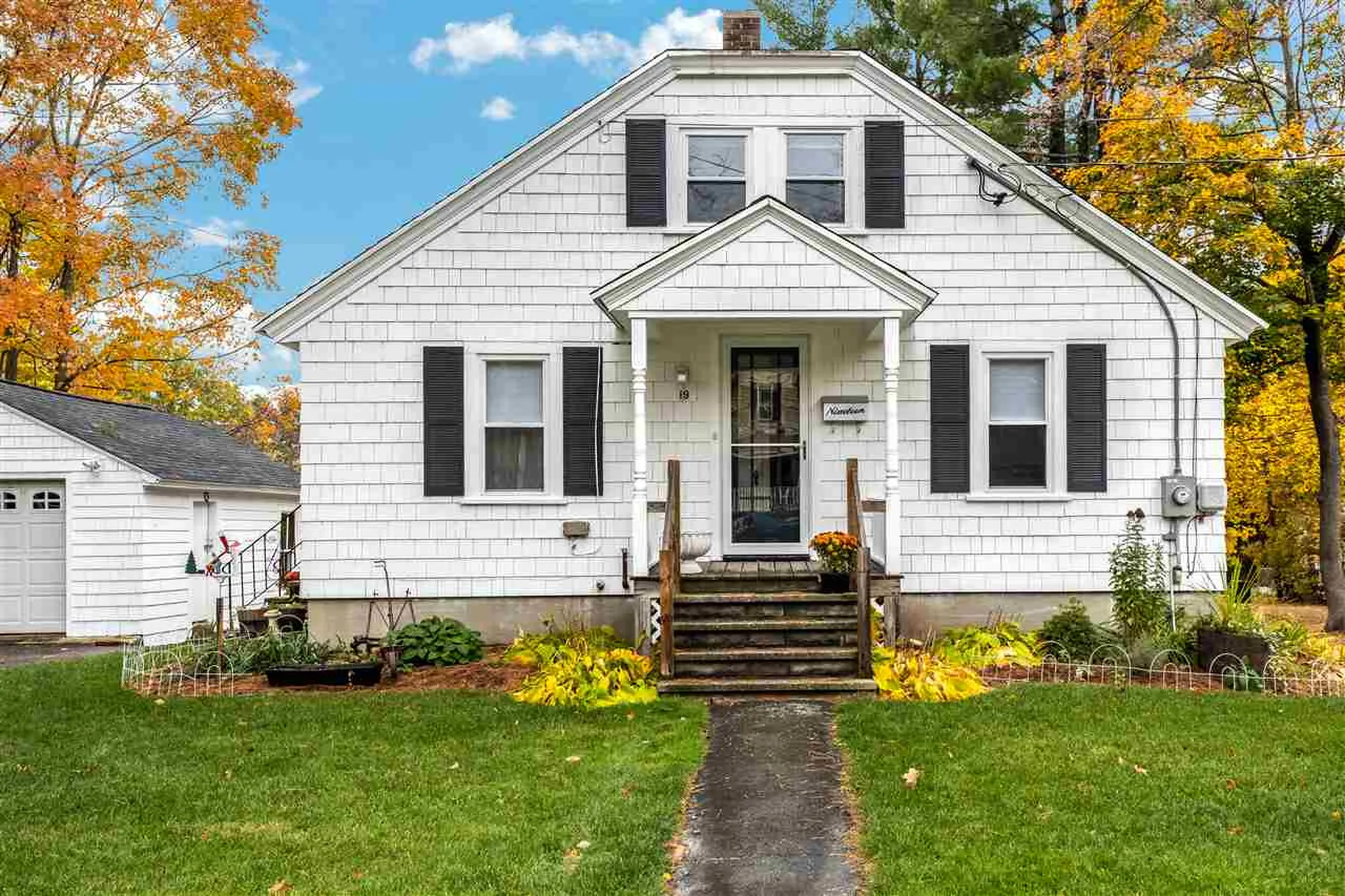 19 Norton Street Derry NH 03038