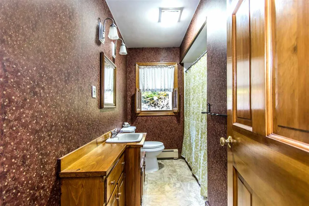 68 Deer Ridge Drive Barrington NH 03825