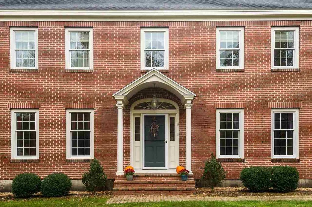11 Surrey Lane Durham NH 03824