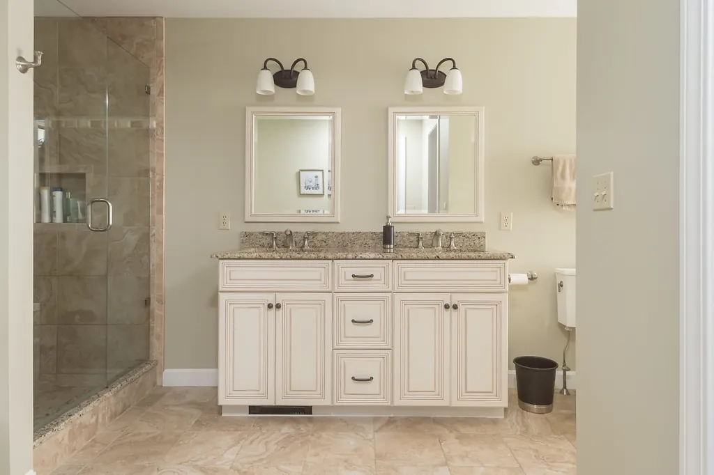 11 Surrey Lane Durham NH 03824