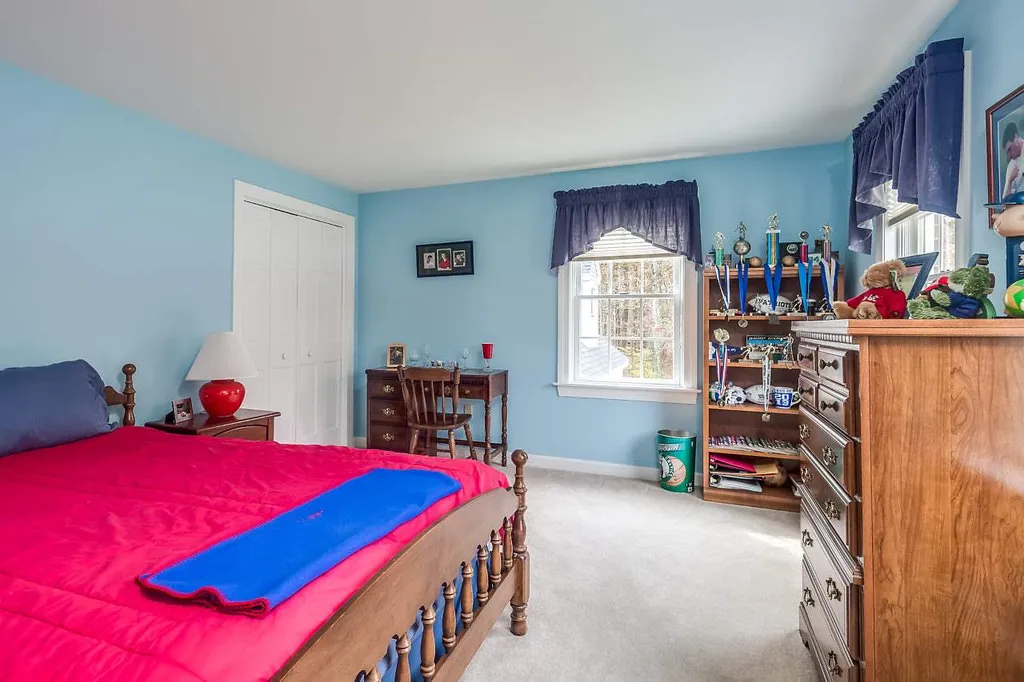 11 Surrey Lane Durham NH 03824
