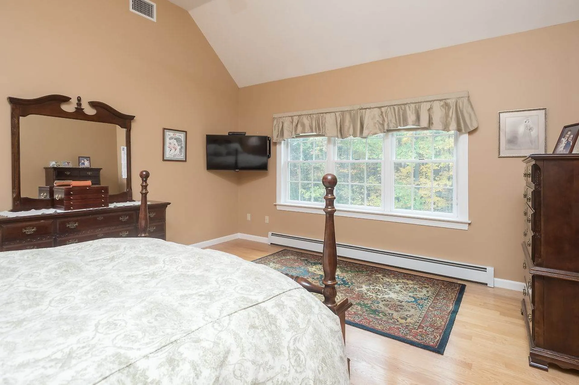 11 Surrey Lane Durham NH 03824