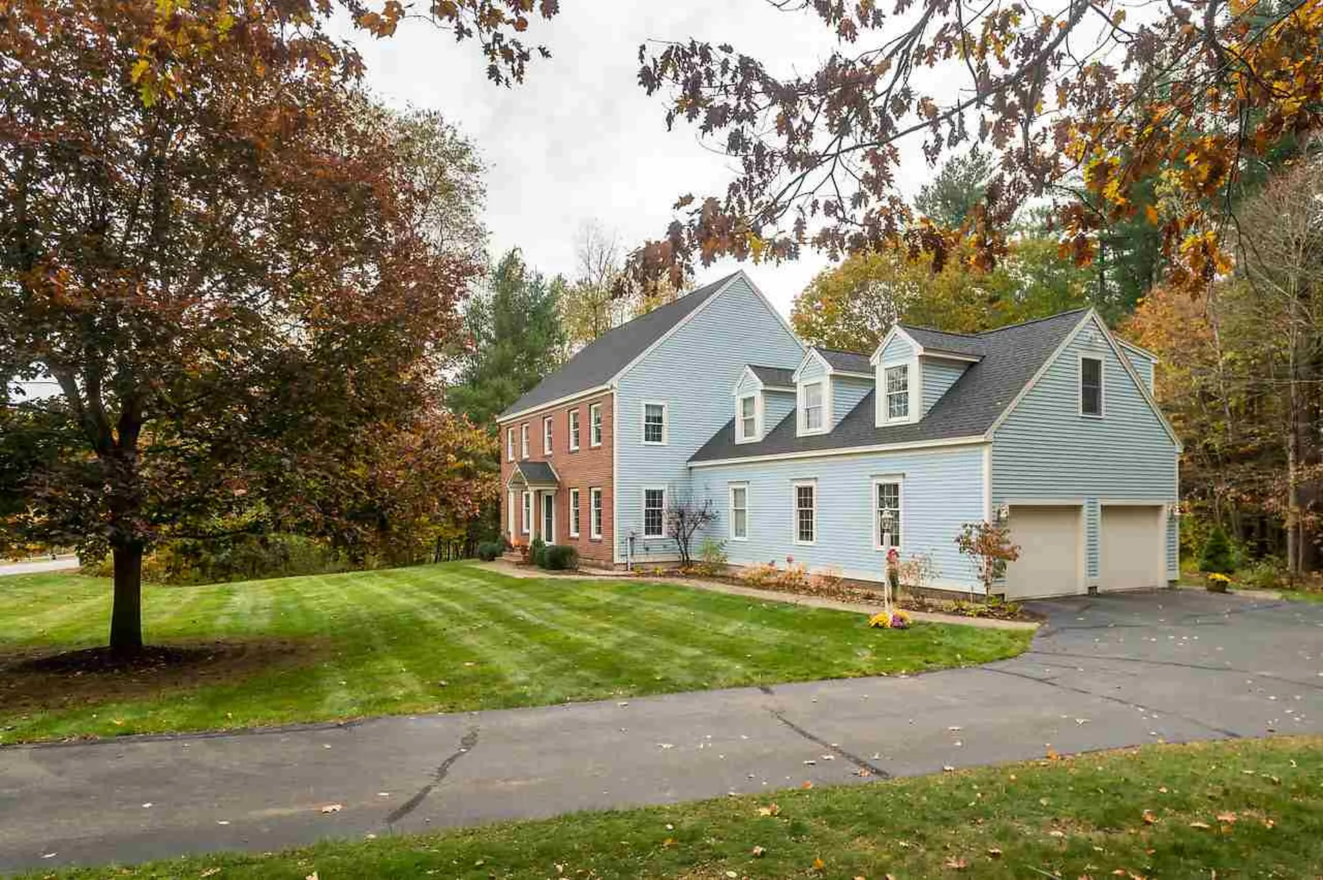 11 Surrey Lane Durham NH 03824
