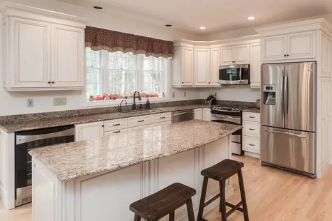 11 Surrey Lane Durham NH 03824