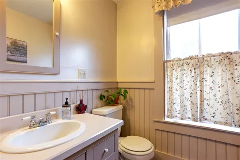 20 Brook Road Orford NH 03777