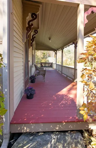20 Brook Road Orford NH 03777