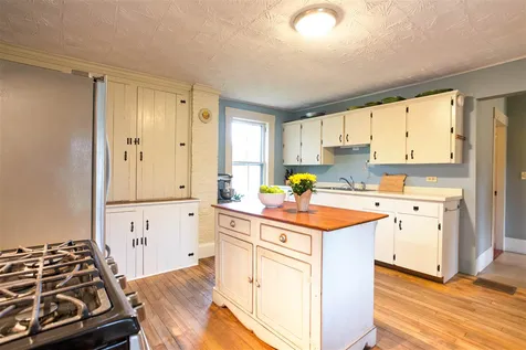 20 Brook Road Orford NH 03777