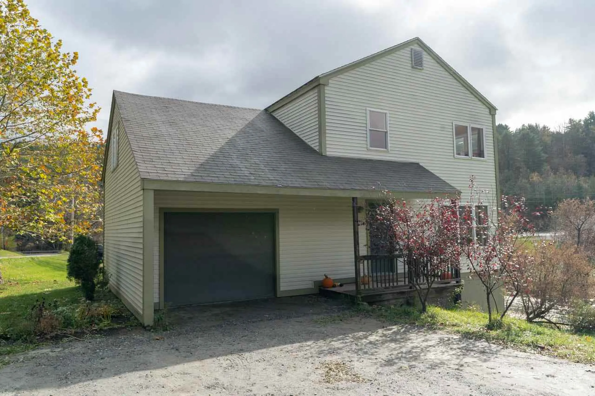 9 Russell Road Tunbridge VT 05077