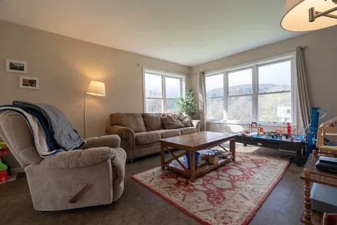 9 Russell Road Tunbridge VT 05077