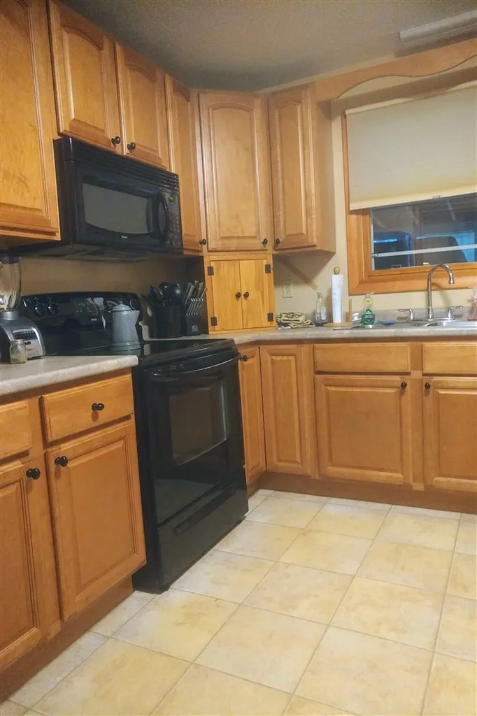 70 Red Barn Hill Road Georgia VT 05468