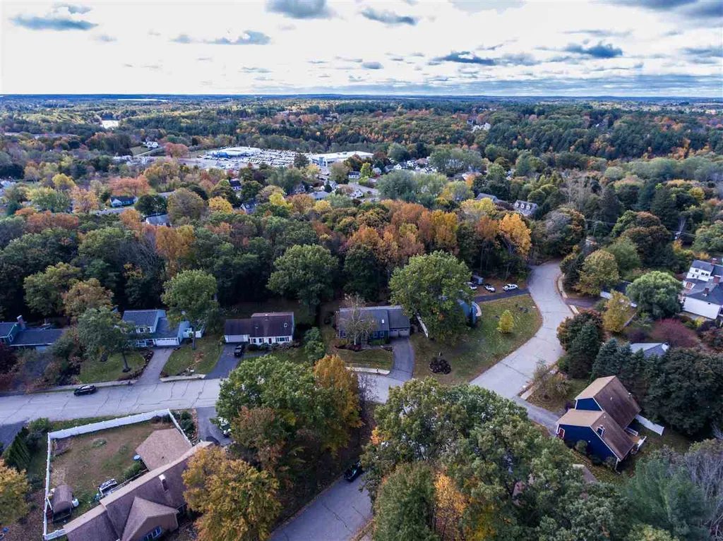 44 Governor Sawyer Lane Dover NH 03820