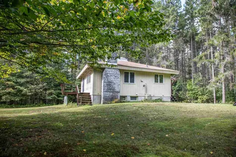 313 Colonel Dehart Stand Rochester VT 05767