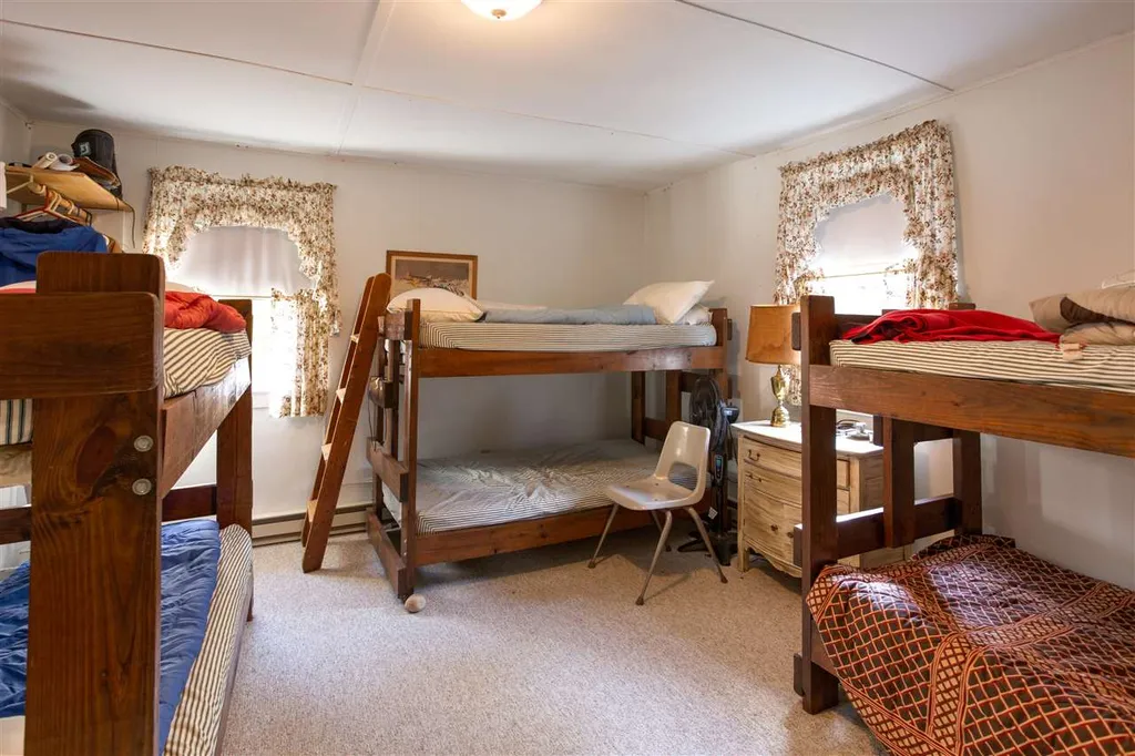 1880 Curtis Hollow Road Woodstock VT 05091