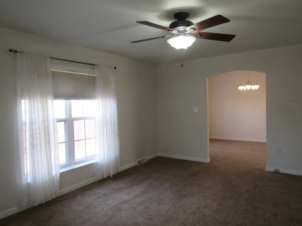 20 Shilah Drive Derry NH 03038
