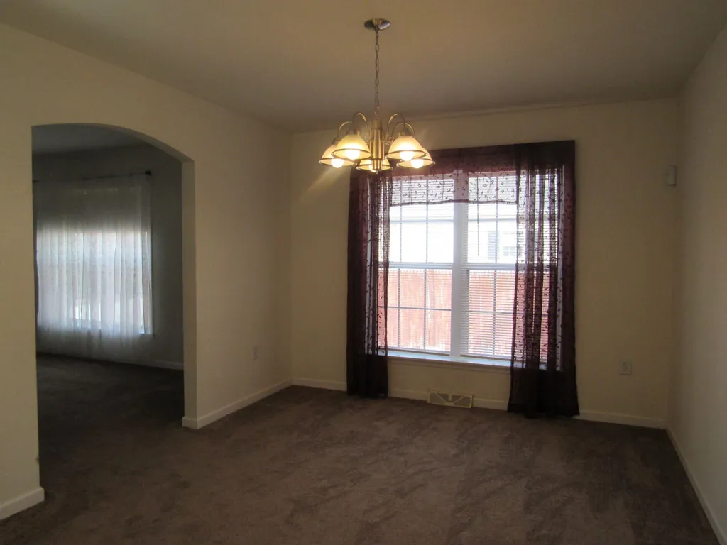 20 Shilah Drive Derry NH 03038