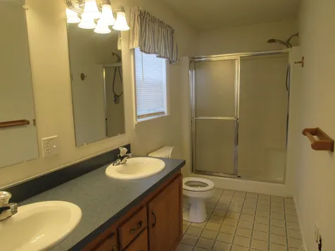 20 Shilah Drive Derry NH 03038