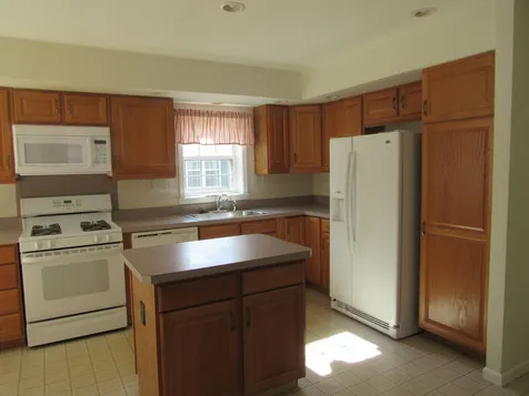 20 Shilah Drive Derry NH 03038