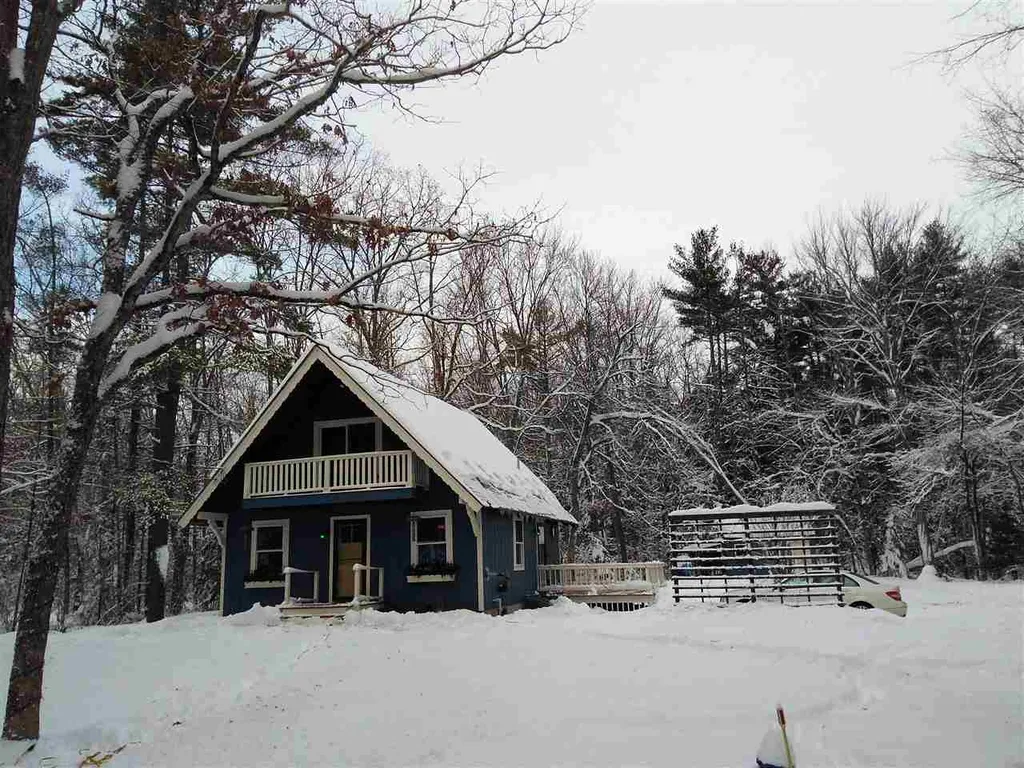 270 Ash Swamp Road Newmarket NH 03857