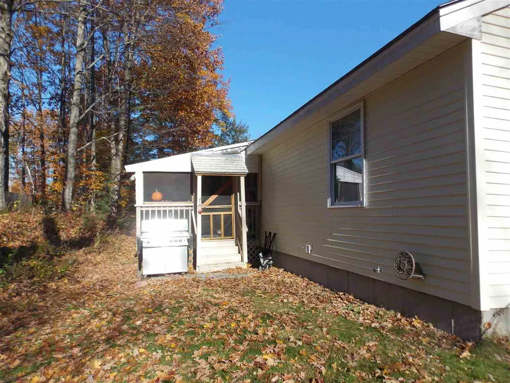 38 4th Street Bristol NH 03222