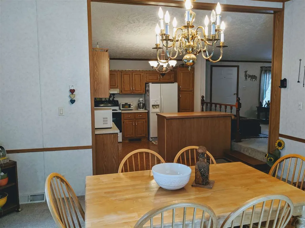 15 Country Lane Fremont NH 03044