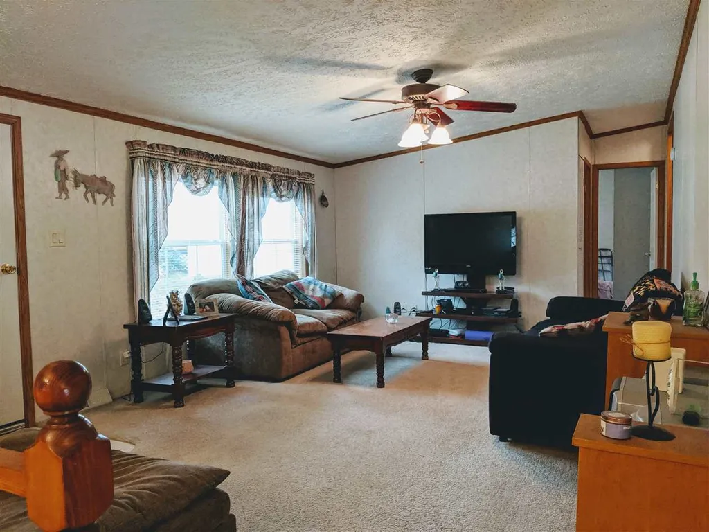 15 Country Lane Fremont NH 03044