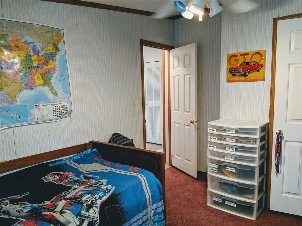 15 Country Lane Fremont NH 03044