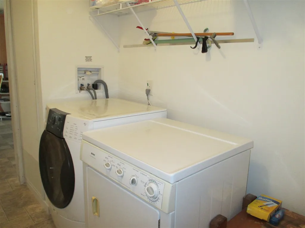 32 Meredith Drive Hampstead NH 03841