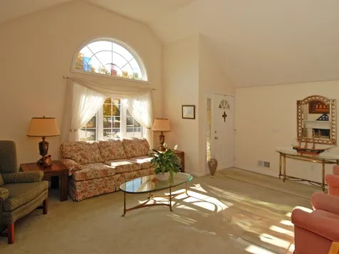 31 Henderson Road Gilford NH 03249