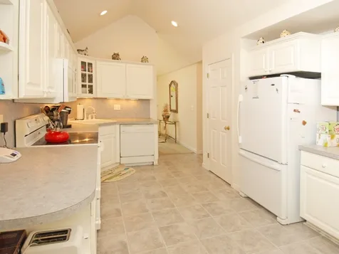 31 Henderson Road Gilford NH 03249