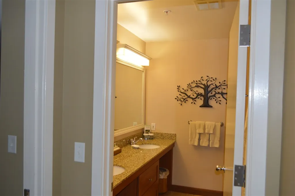 89 Grand Summit Way Dover VT 05356