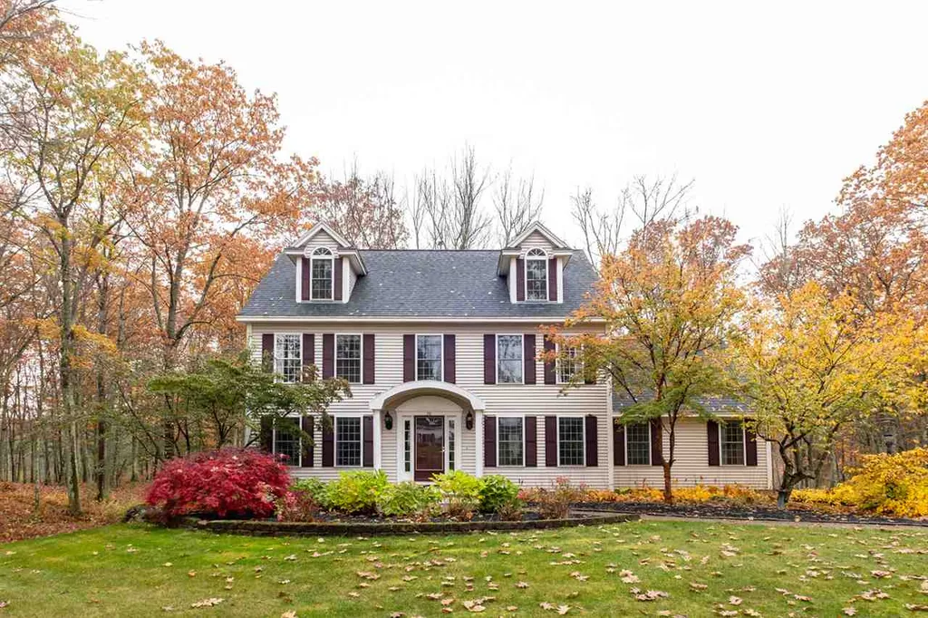 35 Sandpiper Drive Dover NH 03820