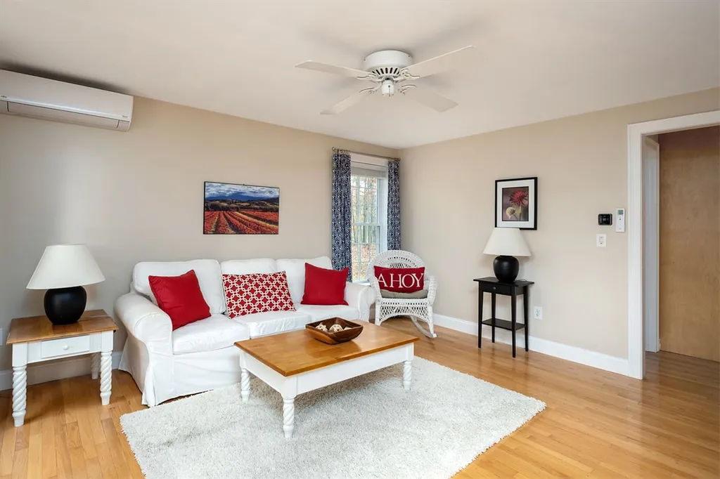 35 Sandpiper Drive Dover NH 03820