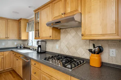 35 Sandpiper Drive Dover NH 03820