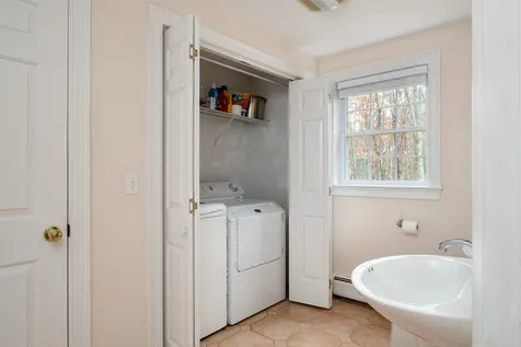 35 Sandpiper Drive Dover NH 03820