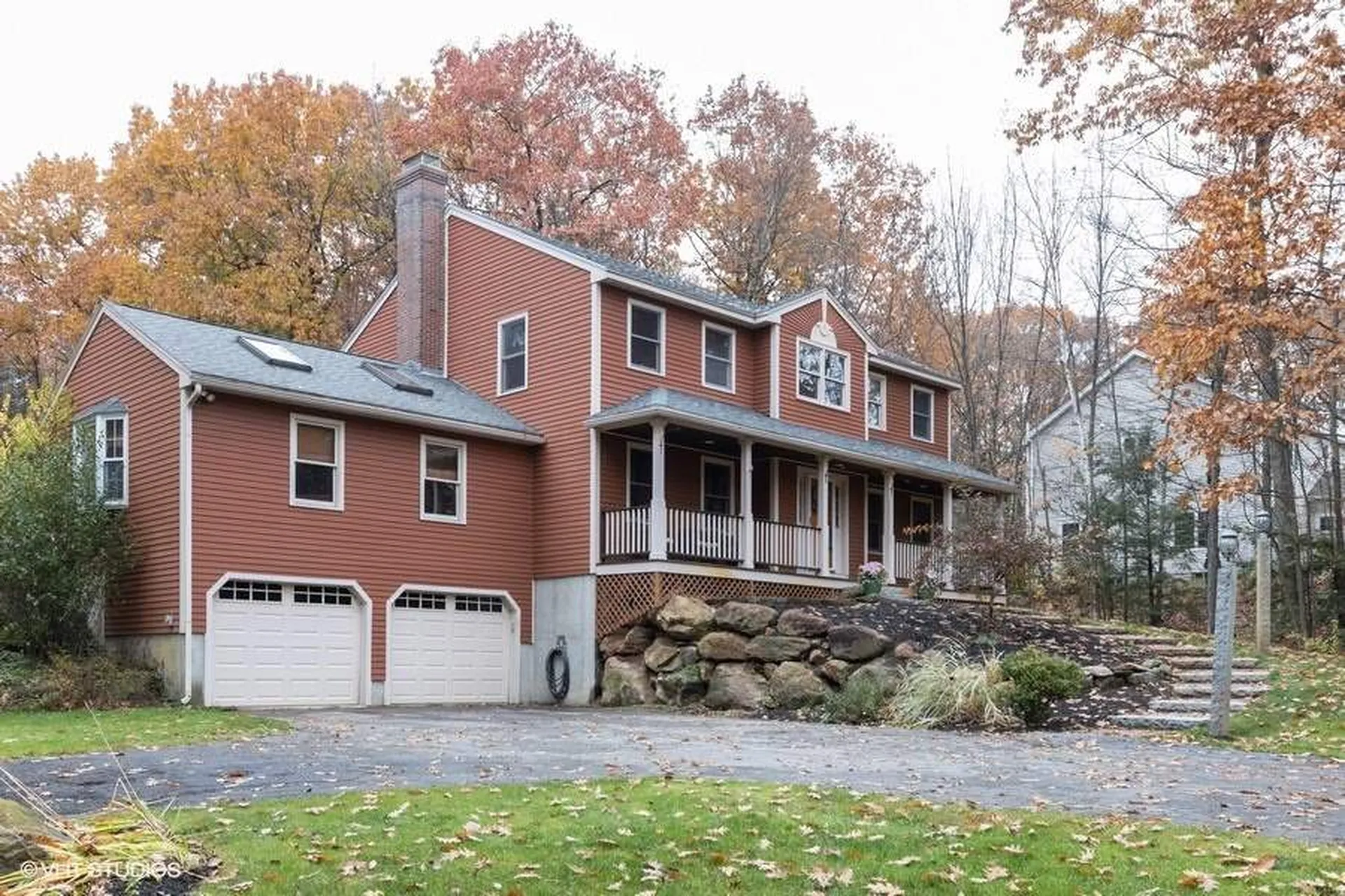 28 Ledgewood Road Bedford NH 03110