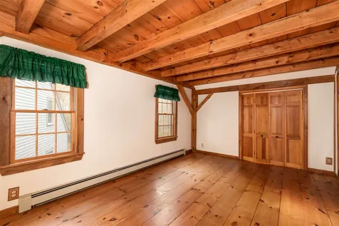 28 Vineyard Way Belmont NH 03220