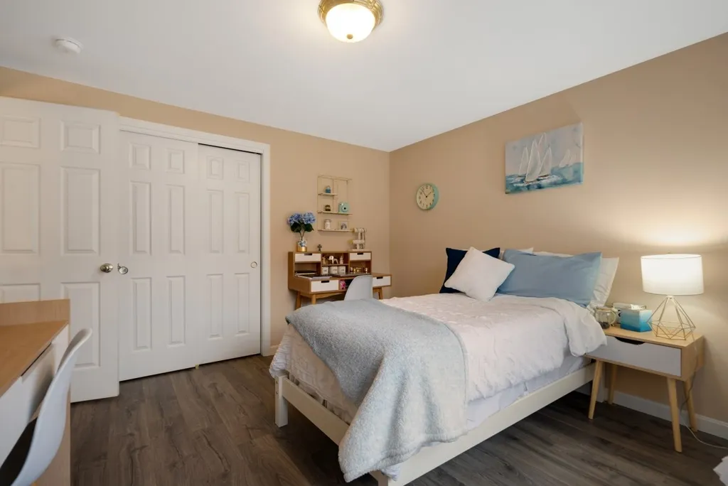 7 Julia Drive Hooksett NH 03106