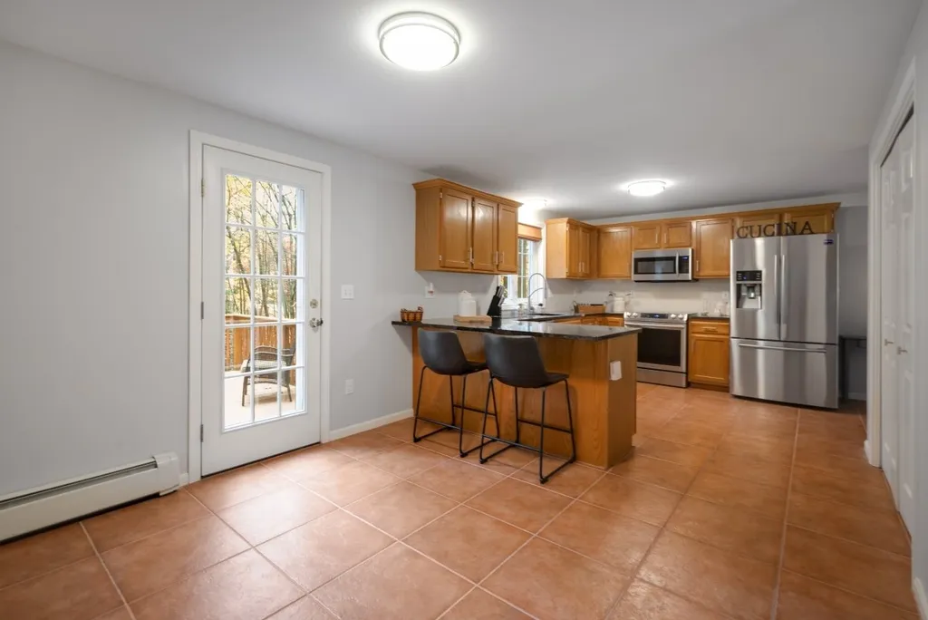 7 Julia Drive Hooksett NH 03106