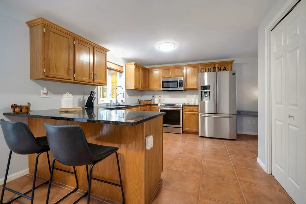 7 Julia Drive Hooksett NH 03106