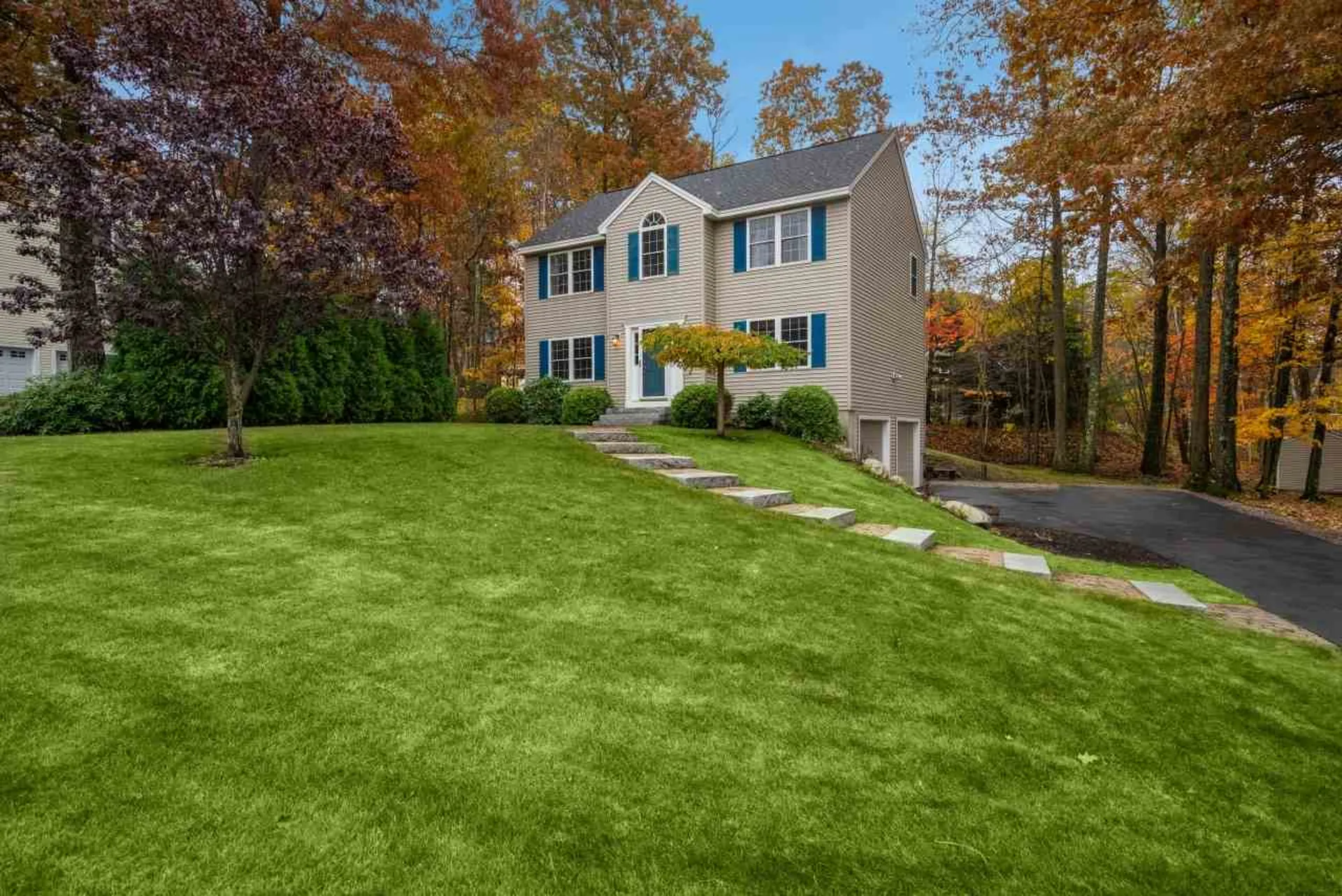 7 Julia Drive Hooksett NH 03106