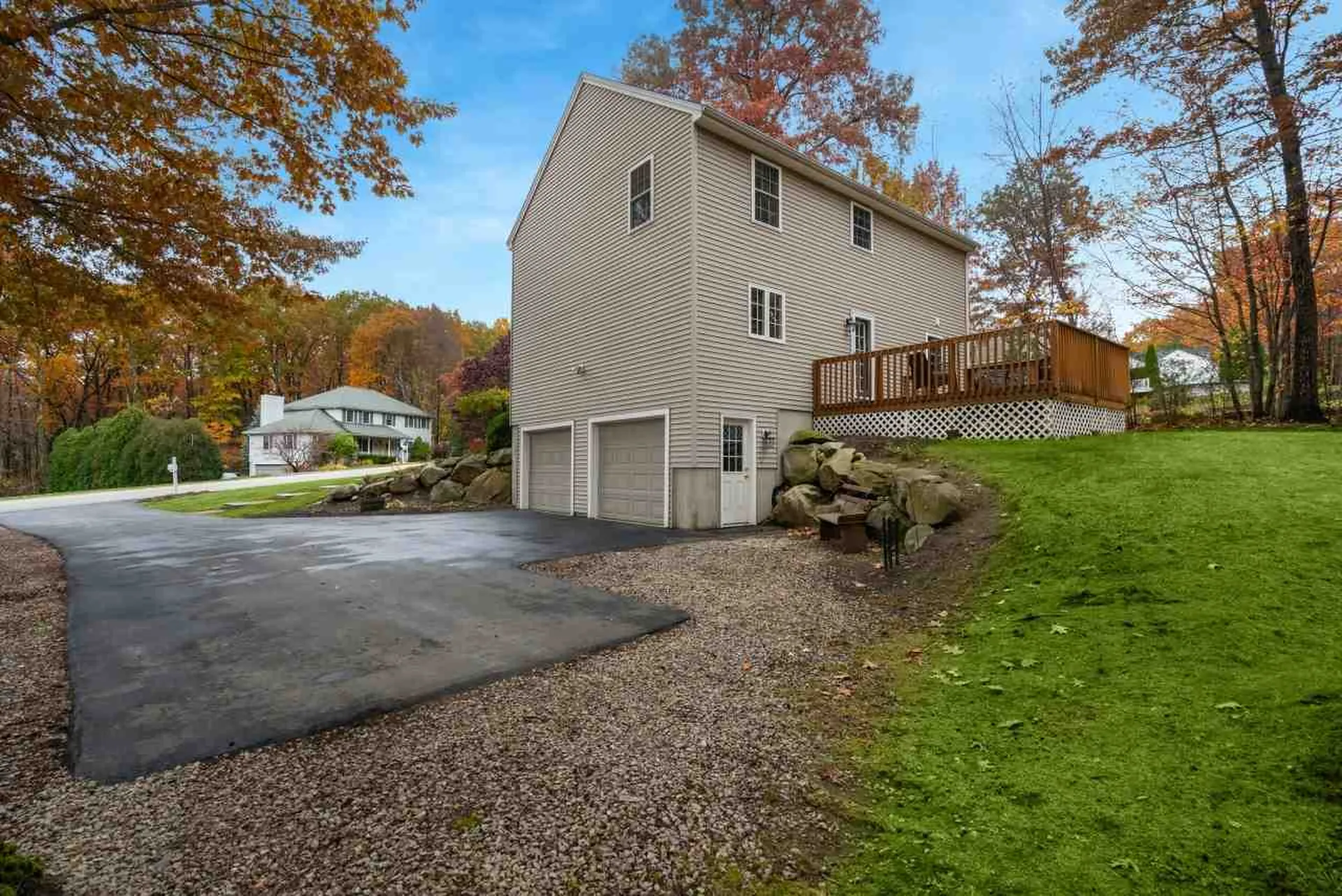 7 Julia Drive Hooksett NH 03106