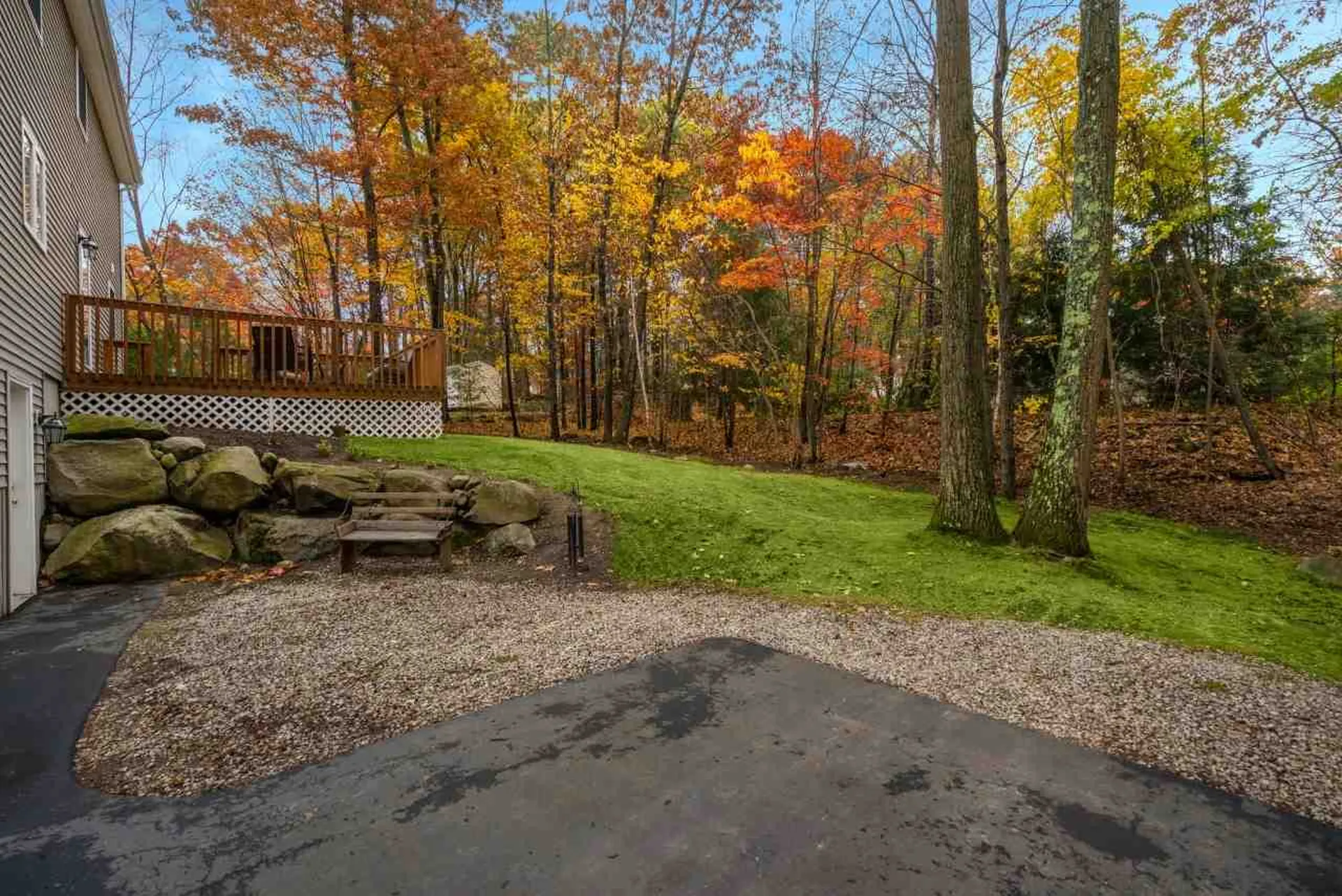 7 Julia Drive Hooksett NH 03106