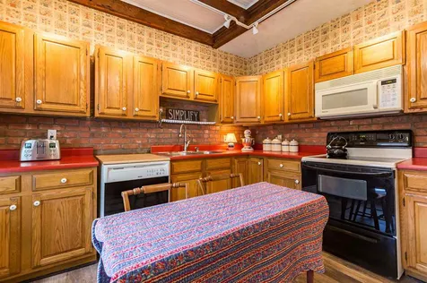 51 River Street Woodstock VT 05091