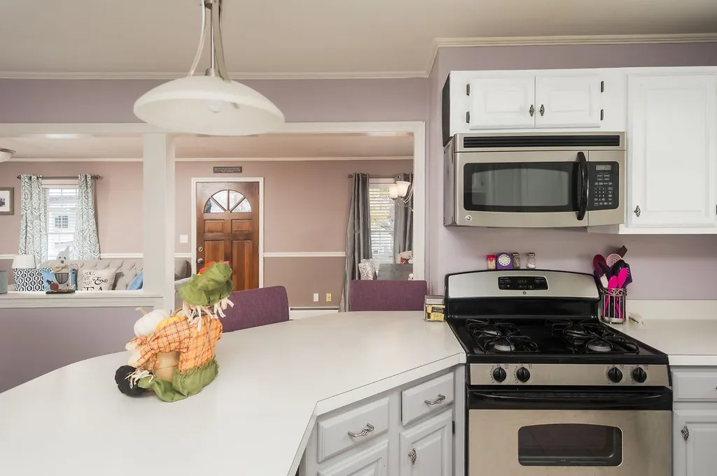 18 Mount Auburn Street Somersworth NH 03878