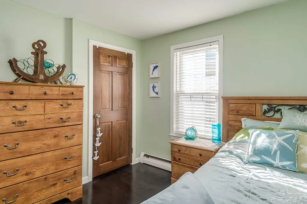 18 Mount Auburn Street Somersworth NH 03878