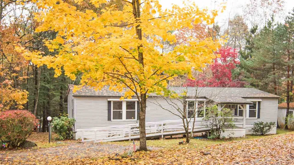 21 Rim Road Danville NH 03819