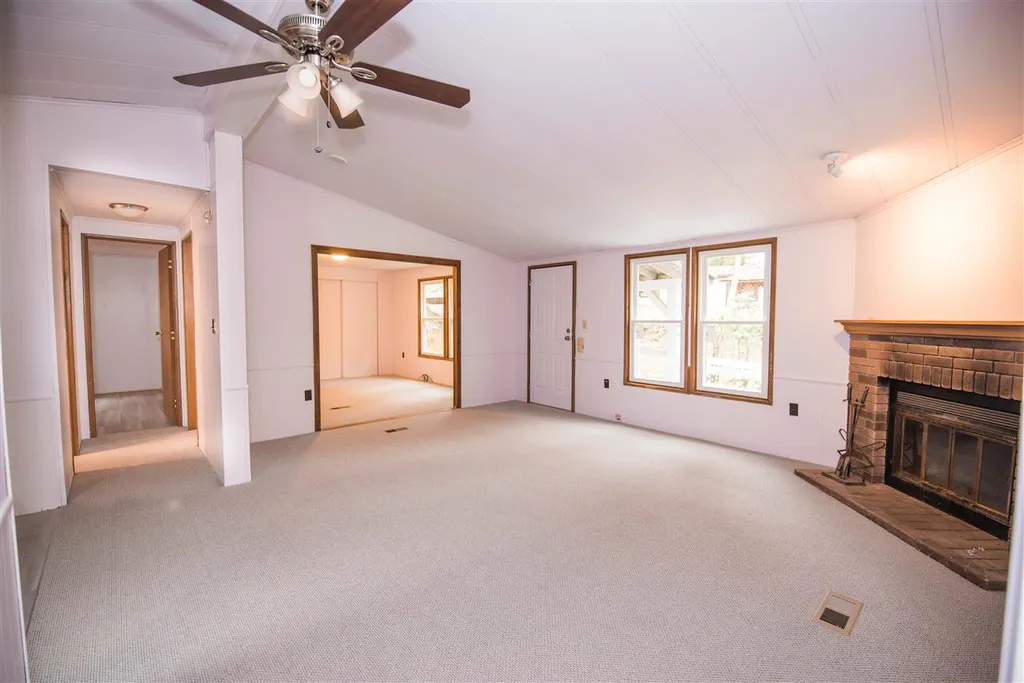 21 Rim Road Danville NH 03819