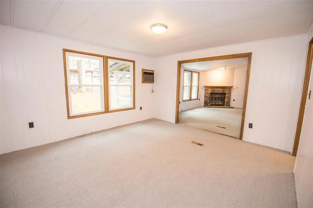 21 Rim Road Danville NH 03819