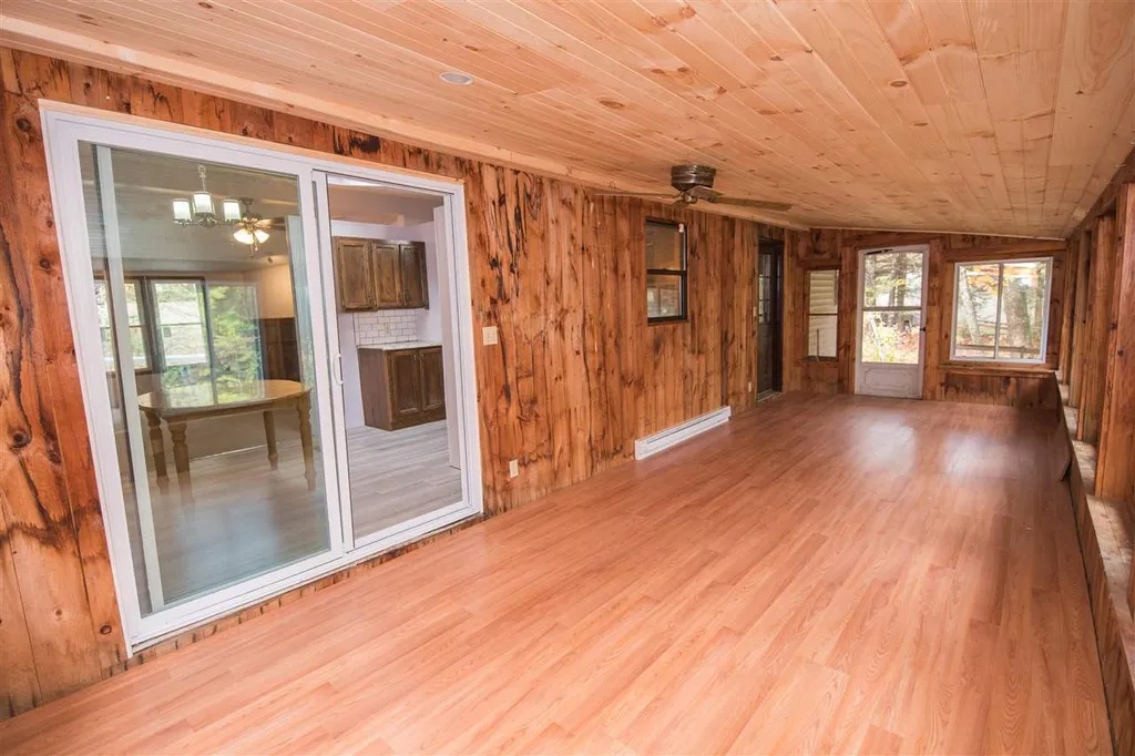 21 Rim Road Danville NH 03819
